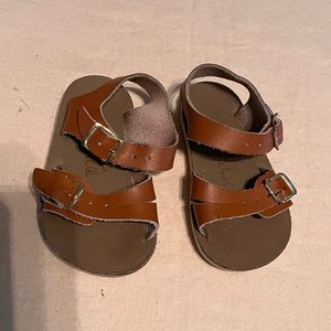 Sea Wees Sandals, brown size 4
